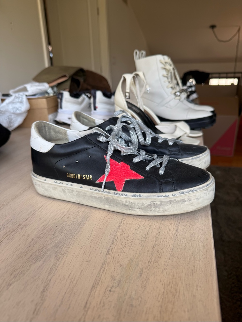 Golden Goose Hi Star Black Leather Low-Top Sneakers with Red Star